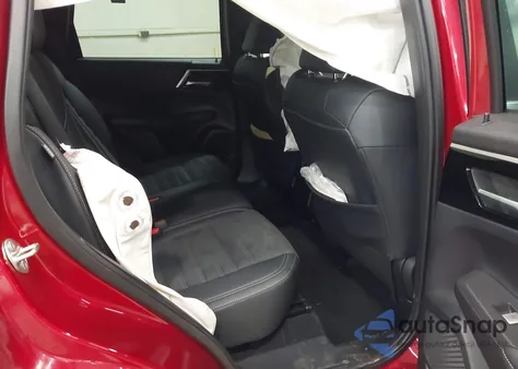 2023 Mitsubishi Outlander Se 2.5 S-Awc z USA, uszkodzony, nr VIN JA4J4UA86PZ048784